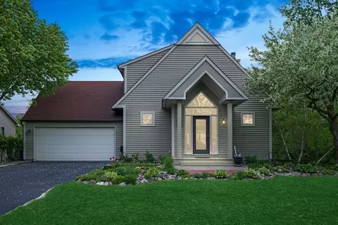 16063 Berger Dr, Eden Prairie, MN 55347