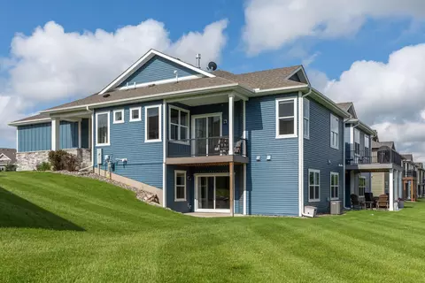 5094 Sundial Ln, Woodbury, MN 55129