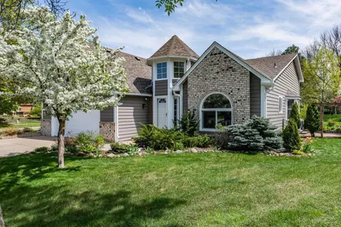 2101 Edinbrook Ter, Brooklyn Park, MN 55443