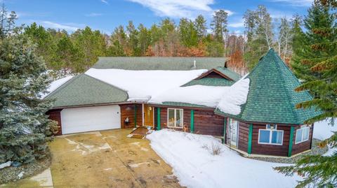 2216 Lake Ave NE, Bemidji, MN 56601