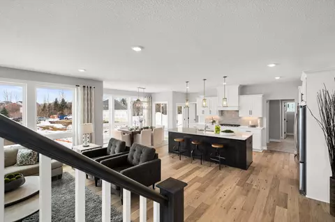 7690 Waters Edge, Shakopee, MN 55379