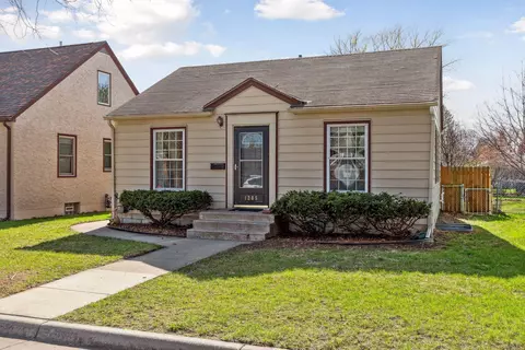 1285 Schletti St, Saint Paul, MN 55117