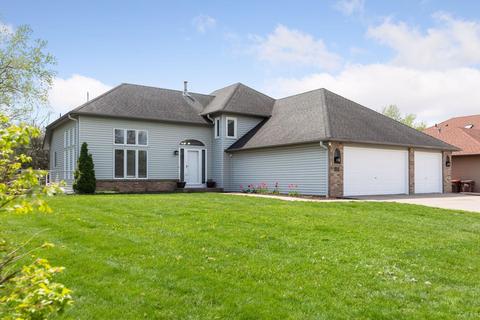 6353 11th St N, Oakdale, MN 55128