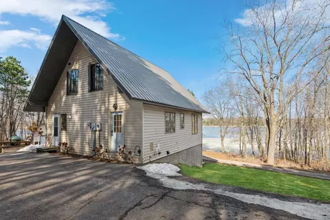 1224 Tuggle Pkwy, Amery, WI 54001