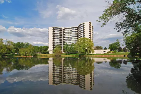 6566 France Ave S #112, Edina, MN 55435