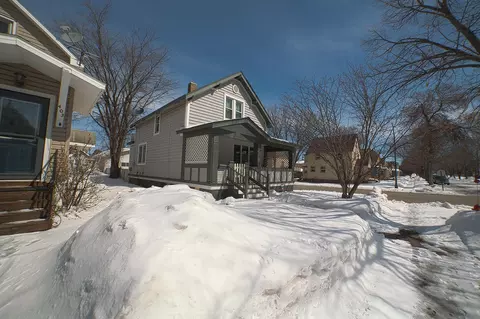 401 9th St S, Virginia, MN 55792