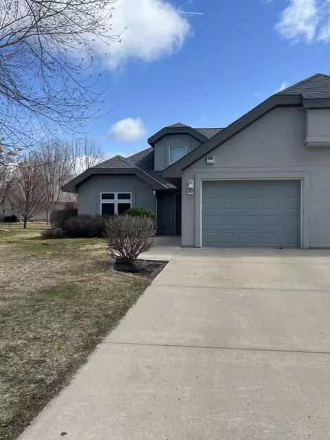 913 13th St S, Benson, MN 56215
