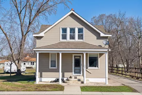 152 Broadway St W, Rockville, MN 56369