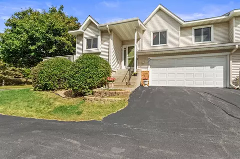 9254 Upland Ln N, Maple Grove, MN 55369