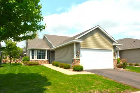 345 Lewis St, Maplewood, MN 55117
