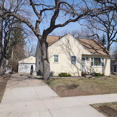 515 Brisbin St, Anoka, MN 55303
