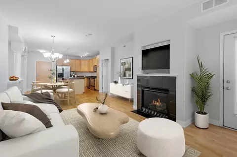 1155 Ford Rd #213, Saint Louis Park, MN 55426