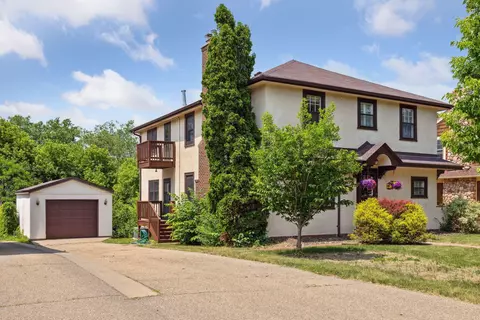 1217 Washburn Ave N, Minneapolis, MN 55411