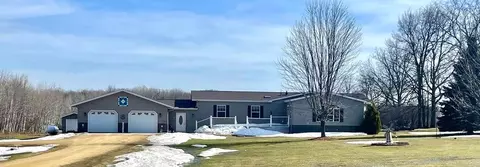 148 10th Ave, Clear Lake, WI 54005