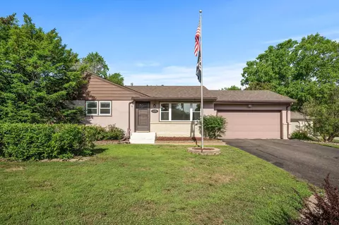 1835 Manton St, Maplewood, MN 55109