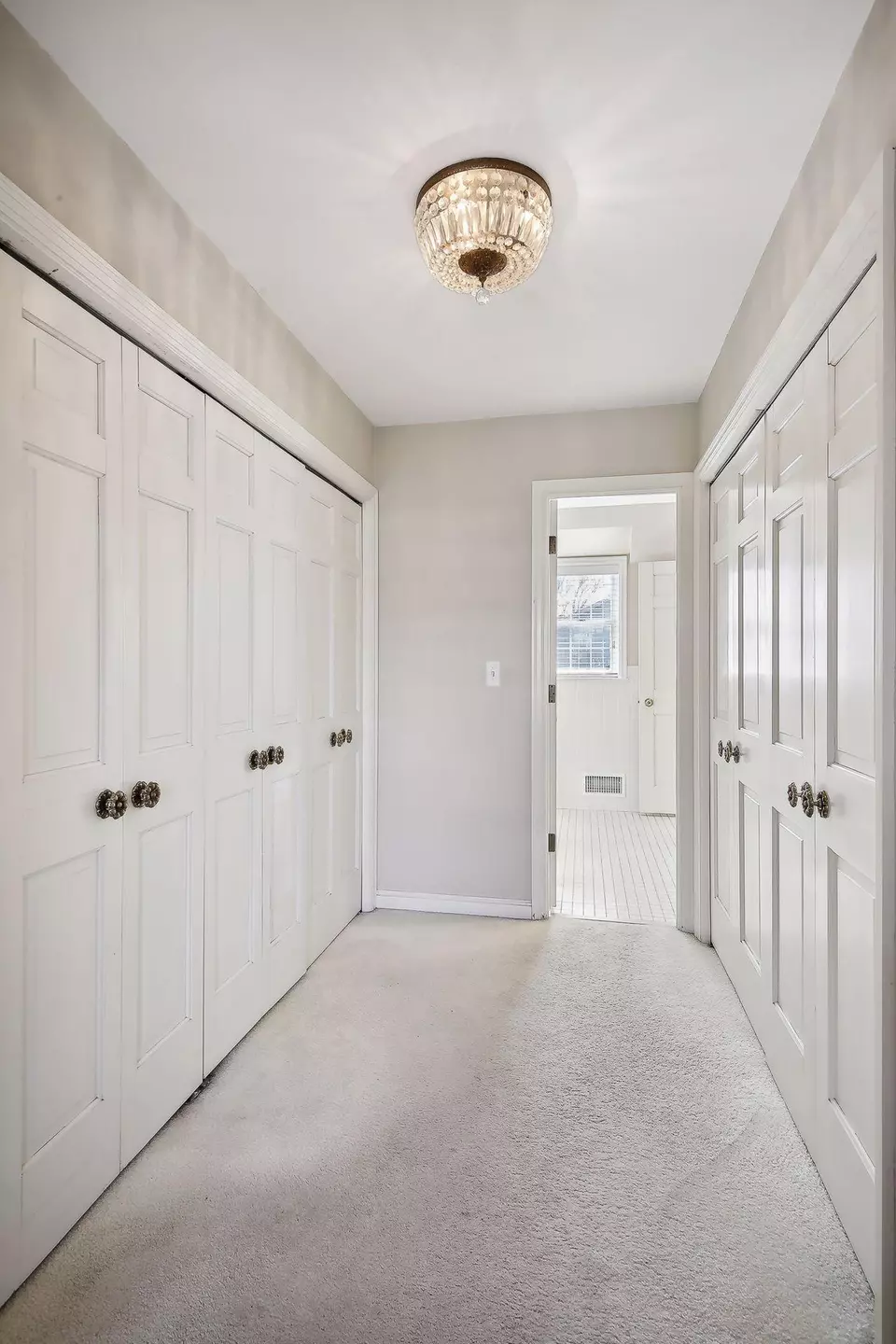  668 Woodridge Dr, Mendota Heights, MN 55118 photo 45