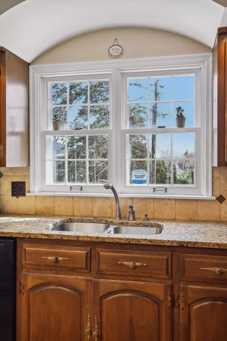  668 Woodridge Dr, Mendota Heights, MN 55118 photo 32