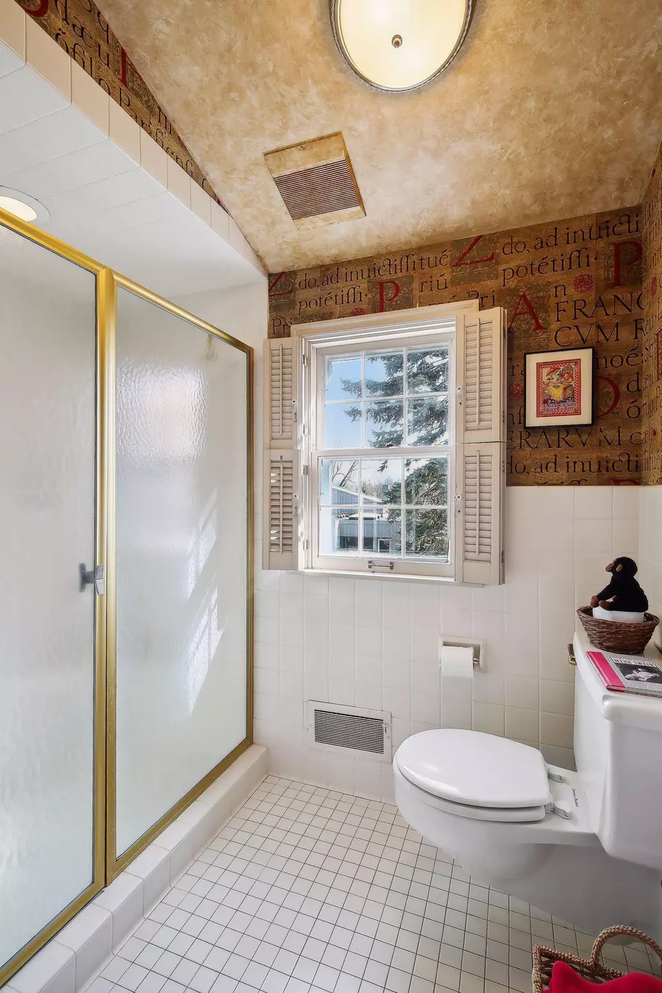  668 Woodridge Dr, Mendota Heights, MN 55118 photo 49