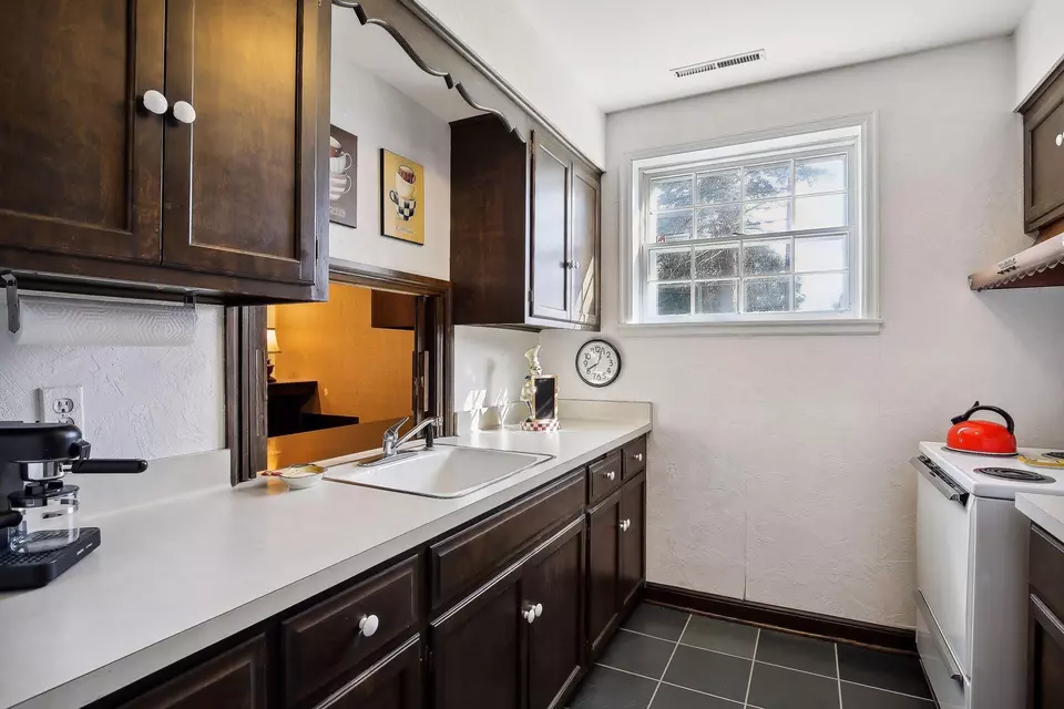  668 Woodridge Dr, Mendota Heights, MN 55118 photo 55