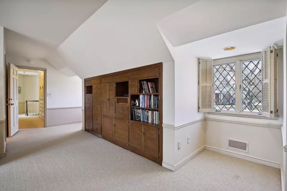  668 Woodridge Dr, Mendota Heights, MN 55118 photo 52