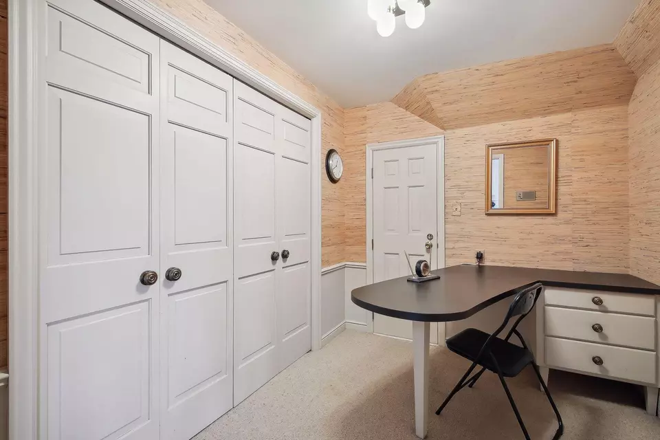  668 Woodridge Dr, Mendota Heights, MN 55118 photo 53