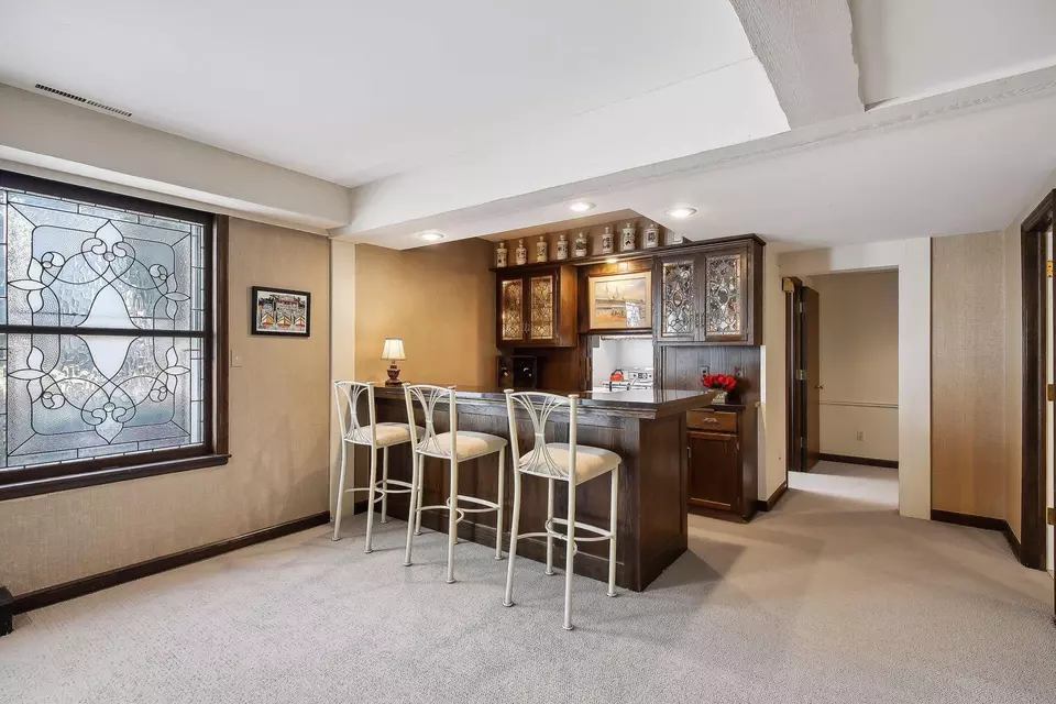  668 Woodridge Dr, Mendota Heights, MN 55118 photo 58