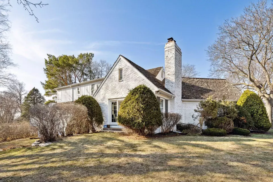  668 Woodridge Dr, Mendota Heights, MN 55118 photo 77