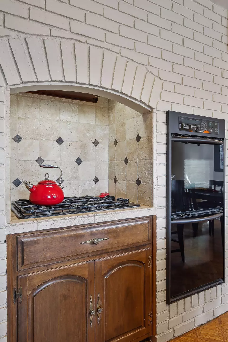  668 Woodridge Dr, Mendota Heights, MN 55118 photo 33