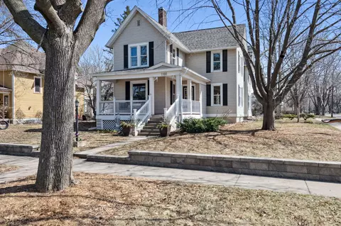 1102 6th St, Hudson, WI 54016