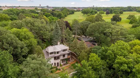 387 Pelham Blvd, Saint Paul, MN 55104