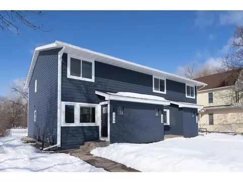 608 Taylor St NE, Minneapolis, MN 55413