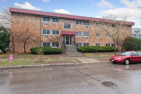 2630 Pleasant Ave #302, Minneapolis, MN 55408
