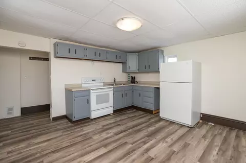 206 12th St SE, Austin, MN 55912 photo 4