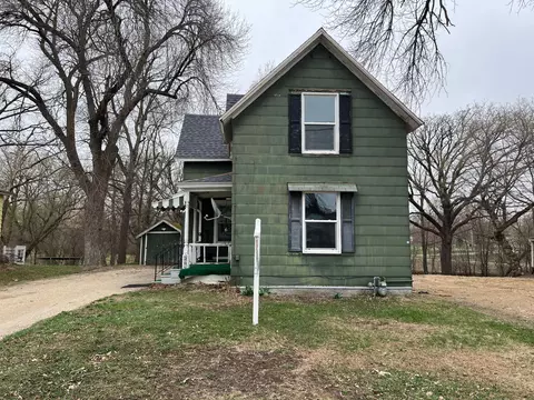 206 12th St SE, Austin, MN 55912