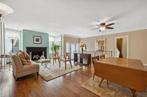 977 Portland Ave #2, Saint Paul, MN 55104