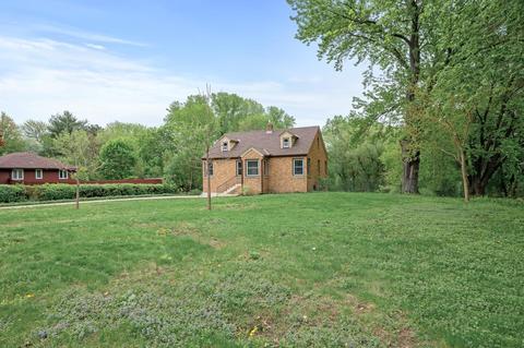 6159 9th St N, Oakdale, MN 55128