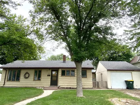131 N Drury St, Redwood Falls, MN 56283