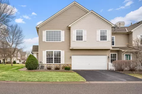 1893 Wildflower Ct, Shoreview, MN 55126