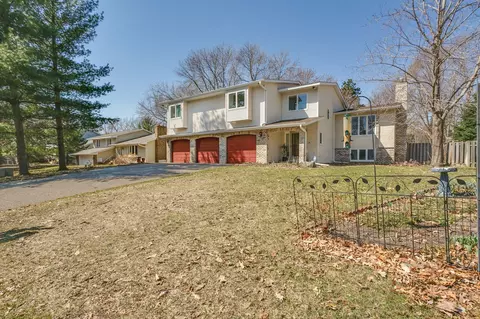 4775 Chandler Rd, Shoreview, MN 55126