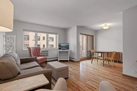 2928 Dean Pkwy #3I, Minneapolis, MN 55416