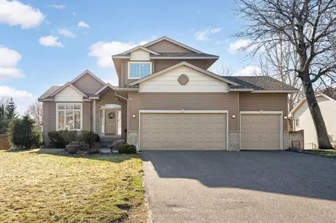 15484 Yellow Pine St NW, Andover, MN 55304