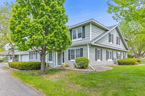 7765 Glenda Ct, Apple Valley, MN 55124