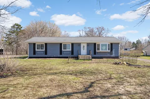 15160 Pioneer Trl, Eden Prairie, MN 55347