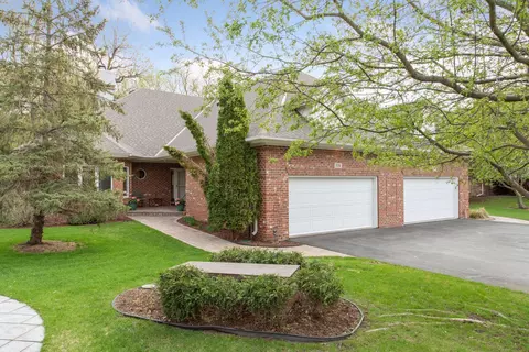 335 Lake St W, Wayzata, MN 55391