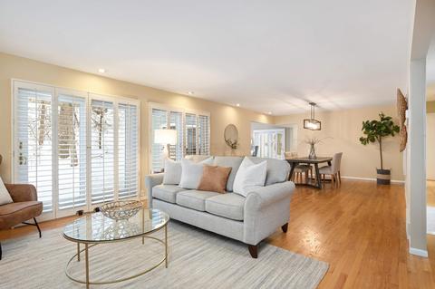 7300 Shannon Dr, Edina, MN 55439
