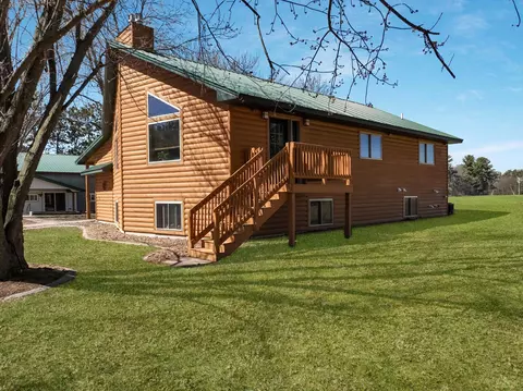 6589 N Dorwins Mill Rd, Durand, WI 54736