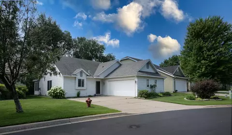838 Aspen Cir, Waite Park, MN 56387