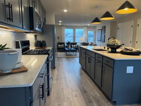 2495 Paddock Path, Shakopee, MN 55379