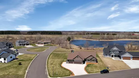 205 Alaina Pl NE, Sauk Rapids, MN 56379