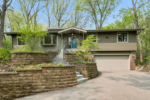 8100 Lea Rd, Bloomington, MN 55438